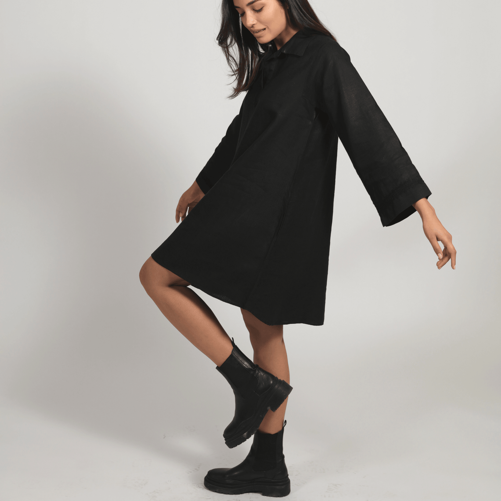 POLO COLLAR | BLACK SHORT LINEN DRESS | IBRAHIM