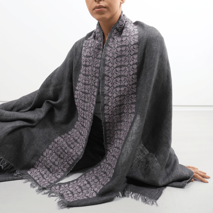 GRAY LINEN SHAWL ANTIQUE VIOLET SINEAD