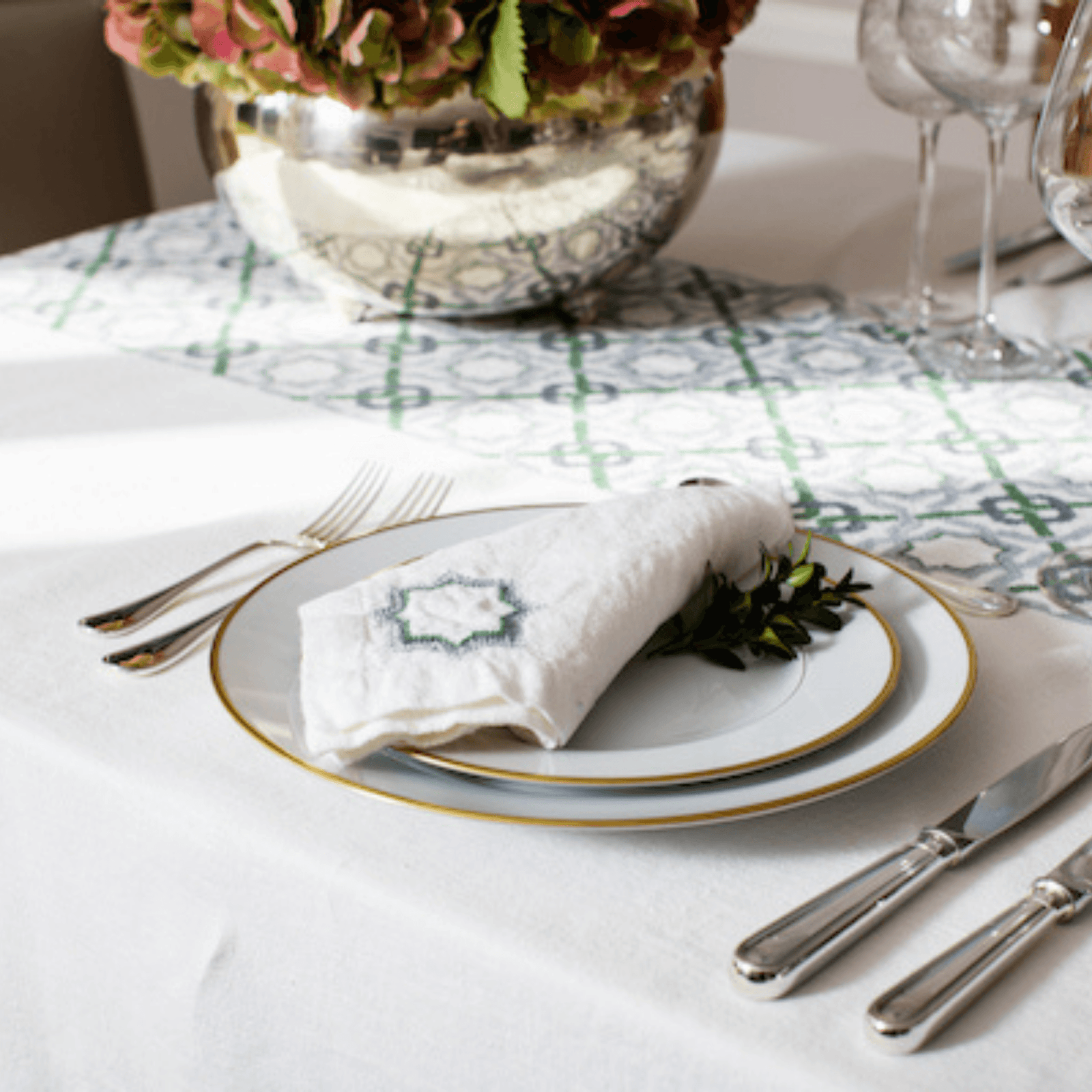 LINEN TABLECLOTH WHITE ALHAMBRA | 350 x 180 cm