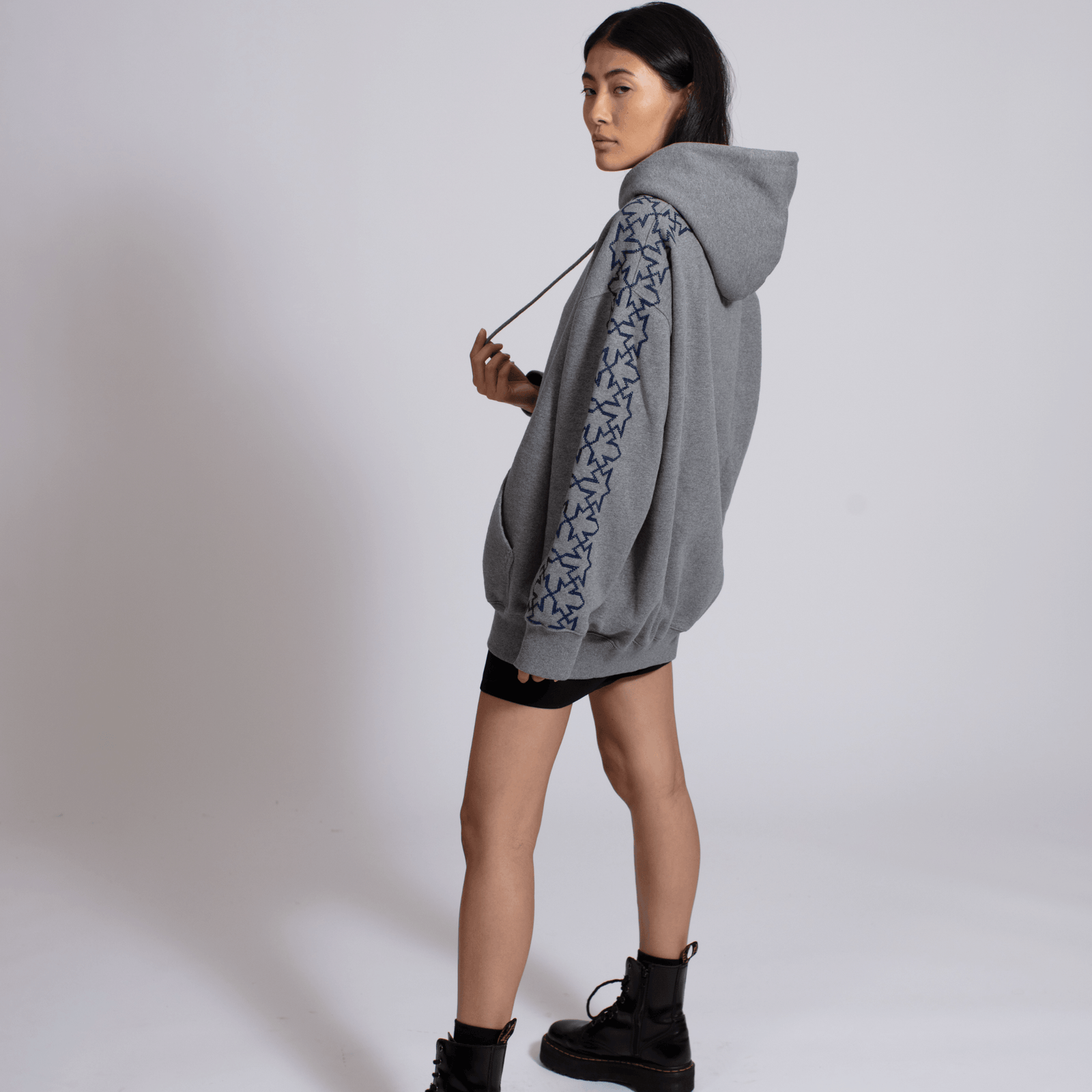 GRAY HOODIE GRAY SULTAN HAN