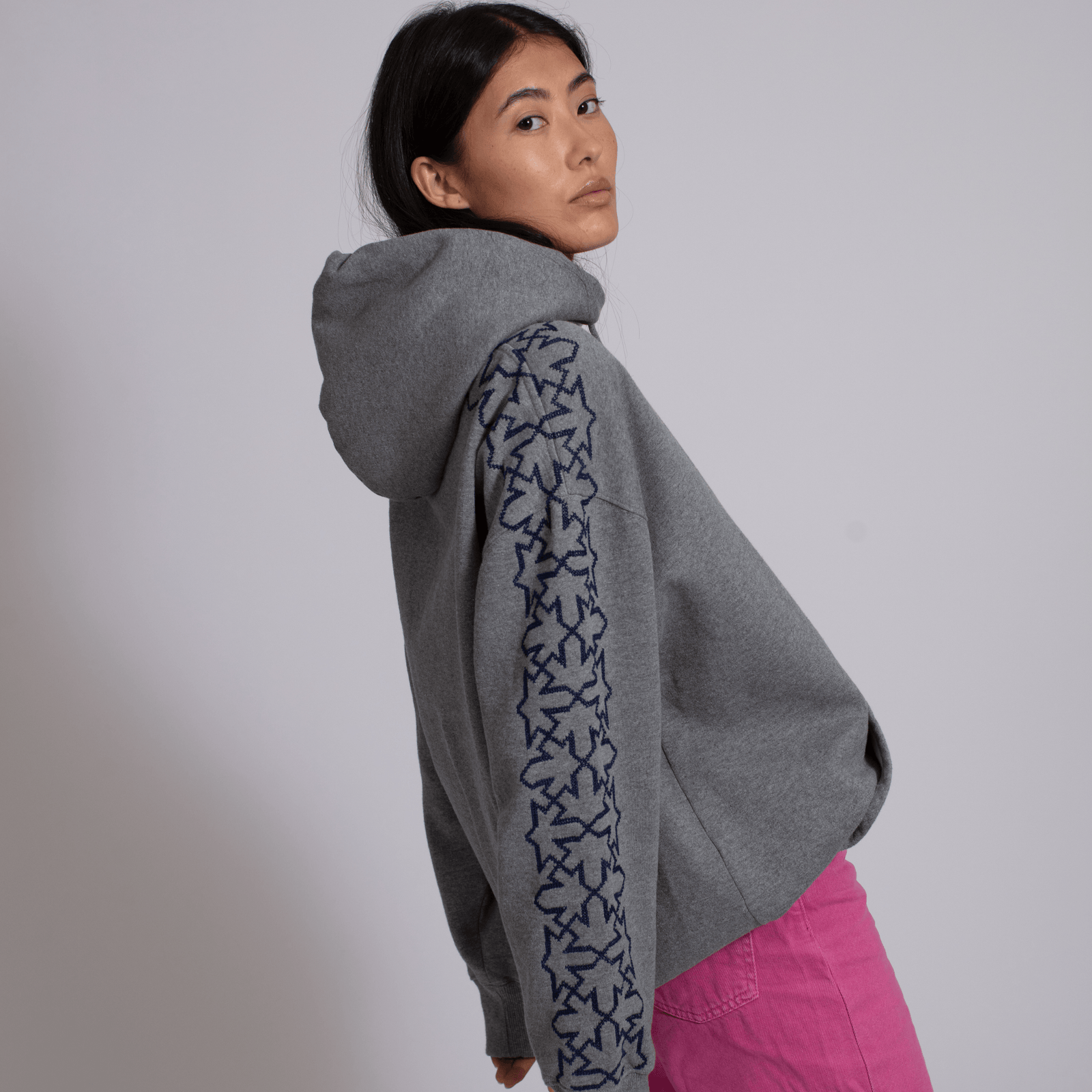 GRAY HOODIE GRAY SULTAN HAN