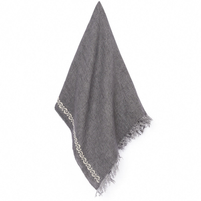 GRAY LINEN SHAWL ECRU WAVES