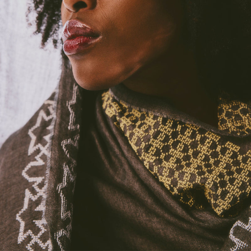 GRAY CASHMERE & SILK SHAWL GRAY SULTAN HAN