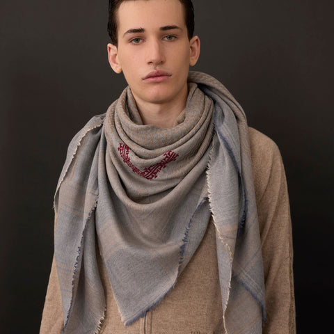 GRAY CASHMERE ZIPPER HOODIE | CLASSIC CUT RIBBED CUFFS AND WAIST