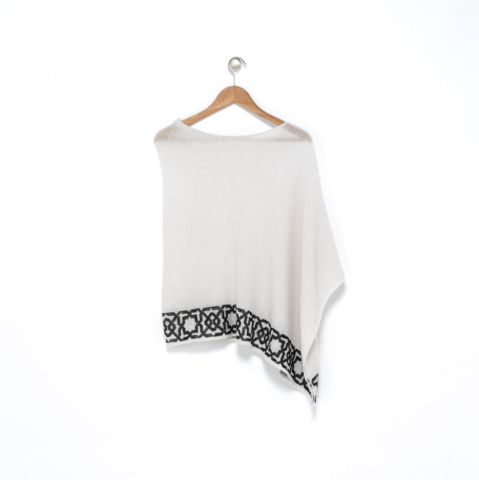 Alabaster White/Black