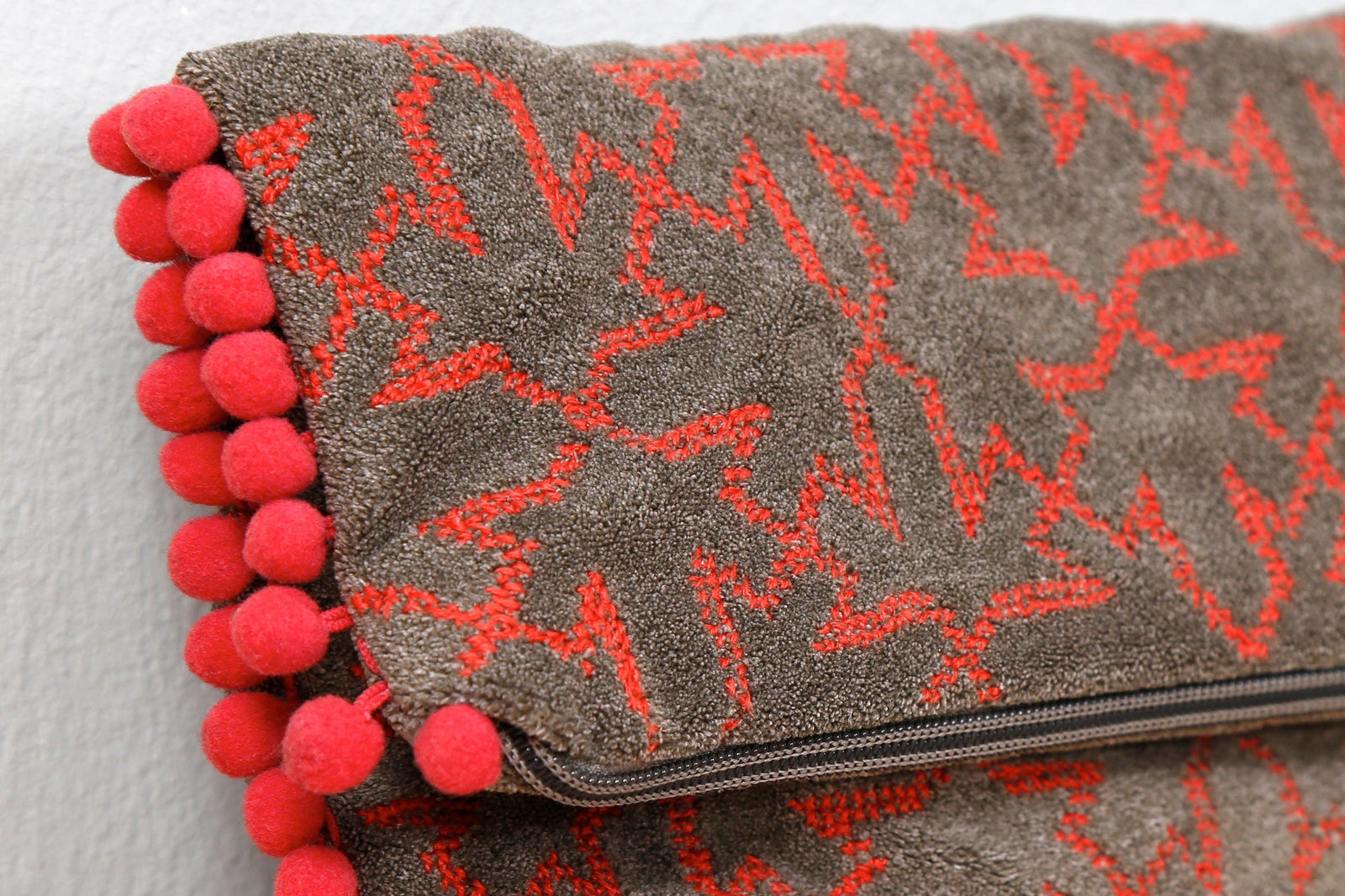Coral on Taupe/Coral Pompons