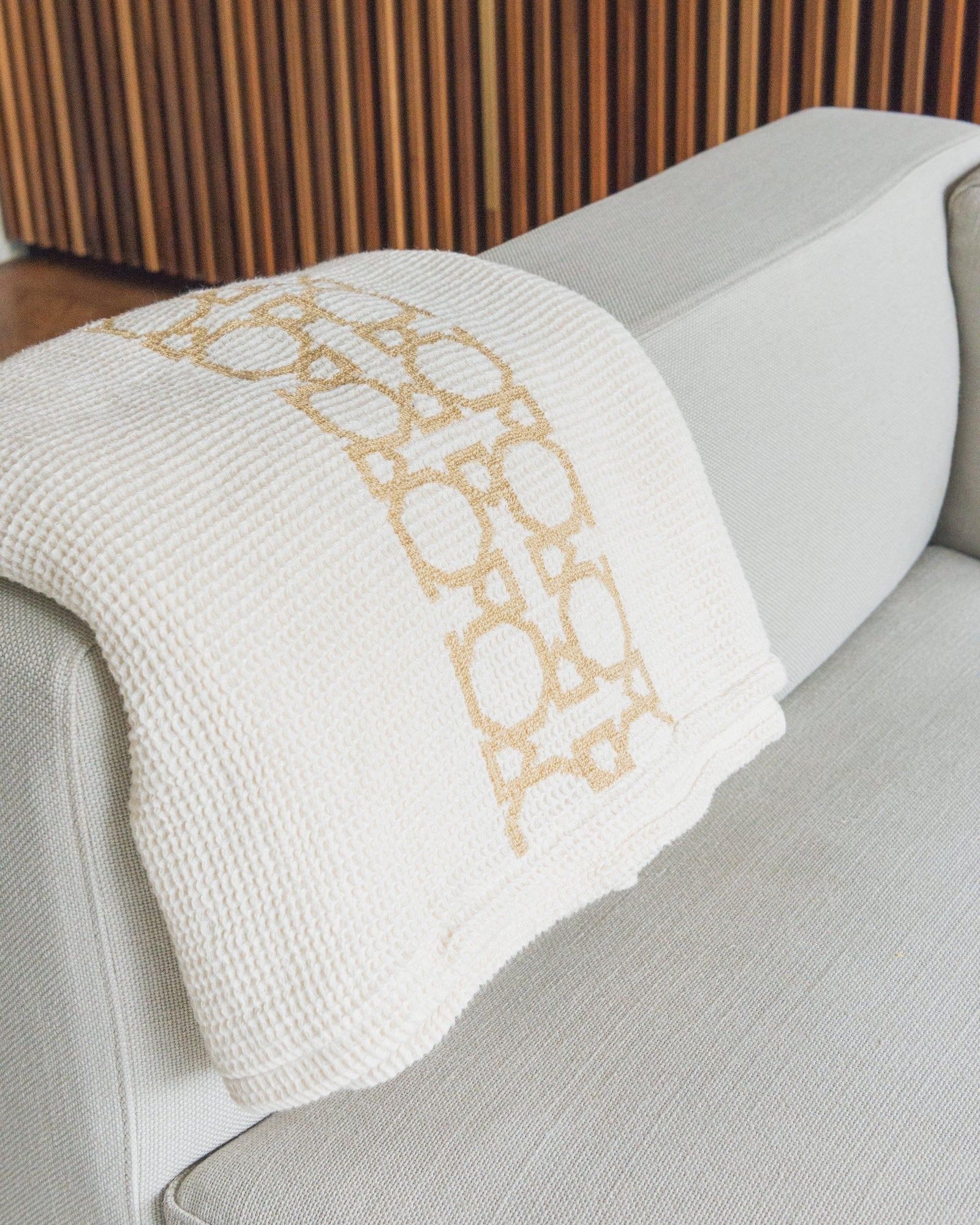 Cream/Gold
