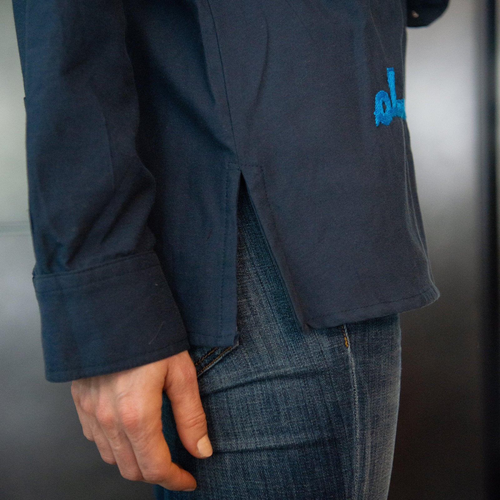 BLUE SHIRT "DON'T GIVE UP"