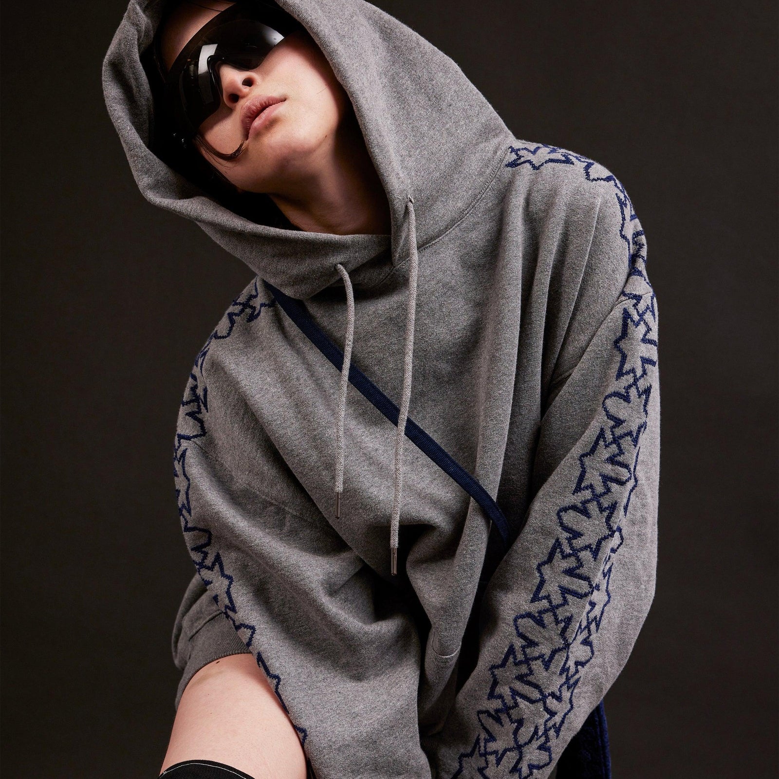 GRAY HOODIE GRAY SULTAN HAN